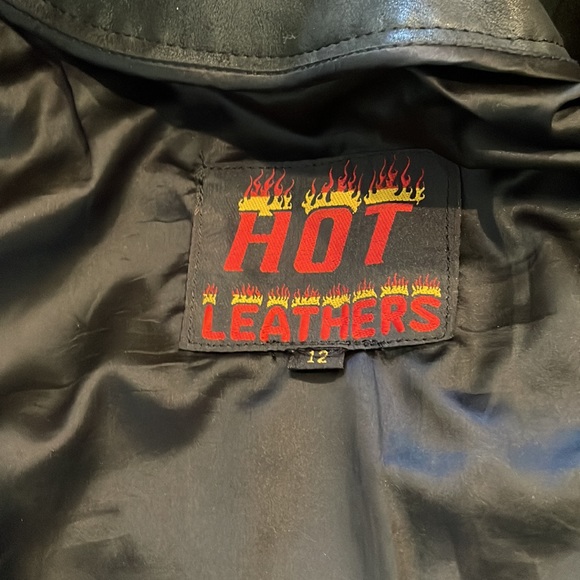 Vintage “ Hot Leathers “ women’s leather motorcycle jacket - Picture 16 of 16
